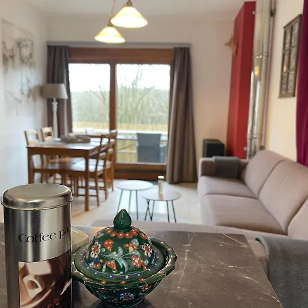 Au Bout Du Monde * Hastiere-par-dela